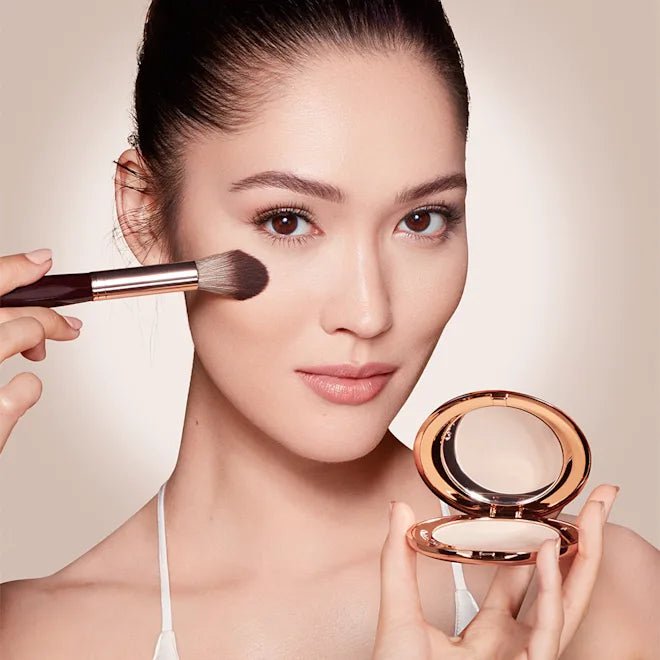 Charlotte Tilbury Complexion Perfecting Set - Airbrush Finish Flawless Finish Powder Fair 01 + Setting Spray 34ml - Rumaisas