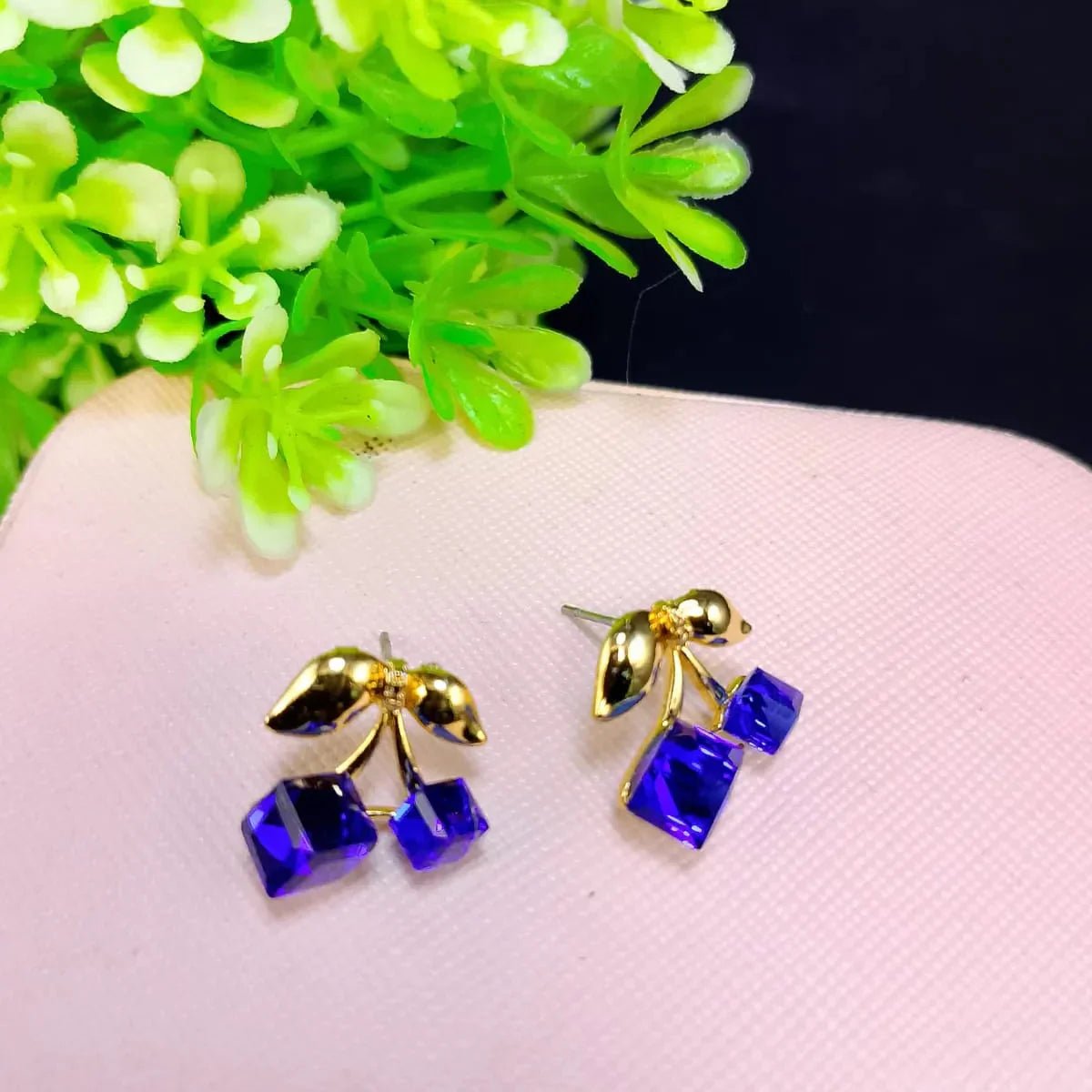 Crystal Stone Design Earrings - Rumaisas